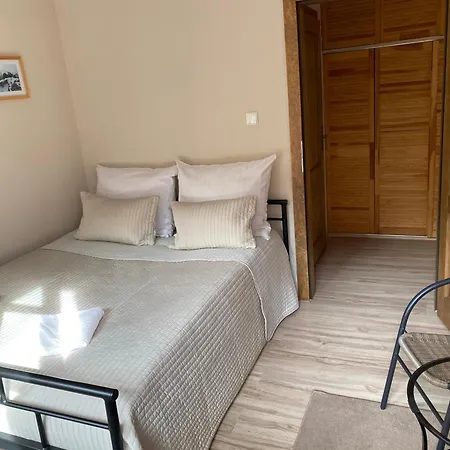 Alojamento de Acomodação e Pequeno-almoço Orle Gniazdo