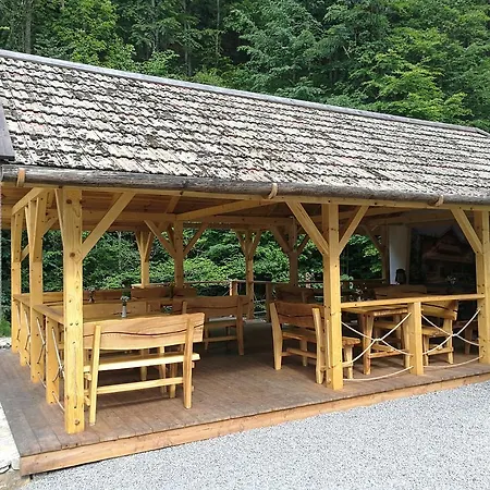 Orle Gniazdo Bed & Breakfast Biala Woda