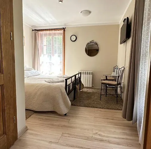 Orle Gniazdo Alojamento de Acomodação e Pequeno-almoço Biala Woda