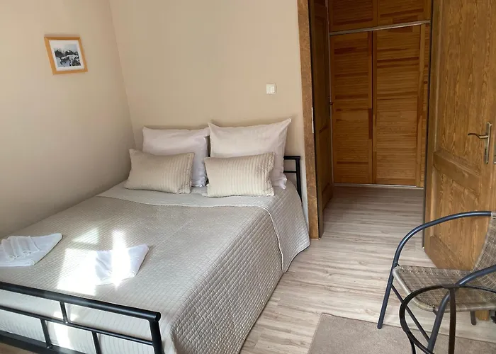 Alojamento de Acomodação e Pequeno-almoço Orle Gniazdo